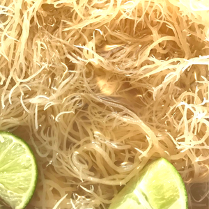 sea moss soaking in water with lime